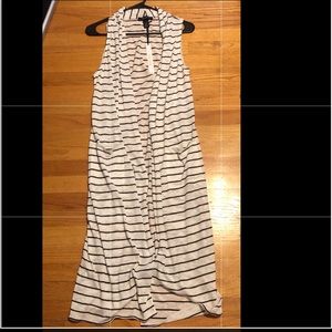 WHBM Knee Length Black & White Sweater Vest SM NWT